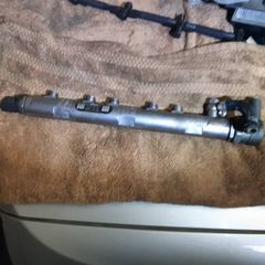 Genuine Bmw 5 Series E60 E61 520d Fuel Rail With Sensors 7809129