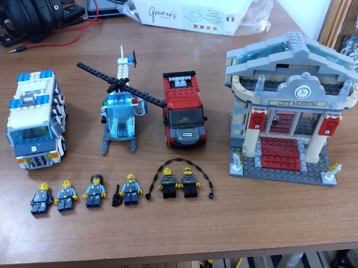 LEGO City: Museum Break-in (60008)