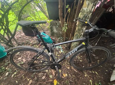Giant bike hybrid 27" size large