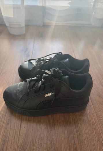 Puma platform trainers