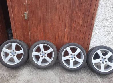 Volvo v50 17 inch alloy wheels