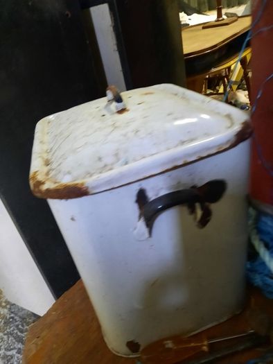 vintage enamel bread bin