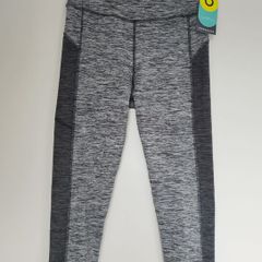 3/4 Sports Leggings - NEW - Size 10 M and S