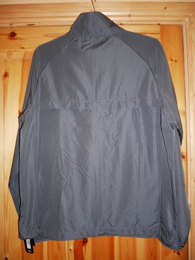 Mens Lightweight Jacket. Size Large. New. Grey