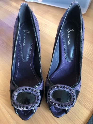 designer bourne stilettos purple tweed peep toe with black rhinestones and patent detail