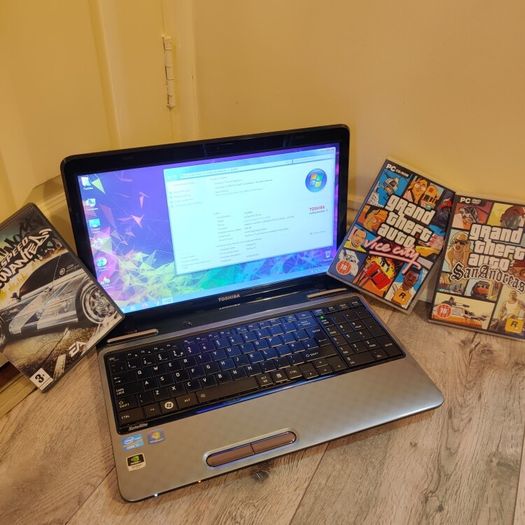 Intel i7 Toshiba Satellite Windows 7 Laptop for Old games/software 2000s era