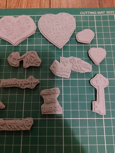 Unmonted Stamps