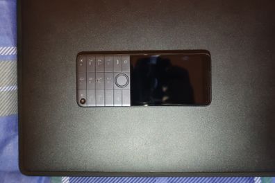Qin F22 Pro Full Android Dumbphone