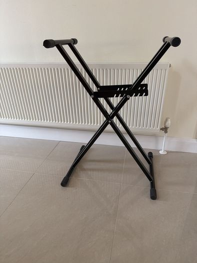 Folding keyboard stand