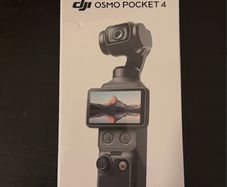 DJI Osmo Pocket 4