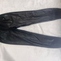 Leather look leggings