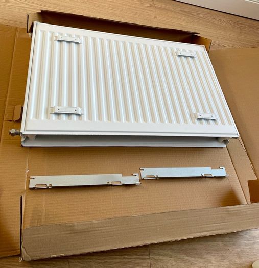 Flomasta 500mm X 800mm 4017btu White Type 22 Convector Radiator