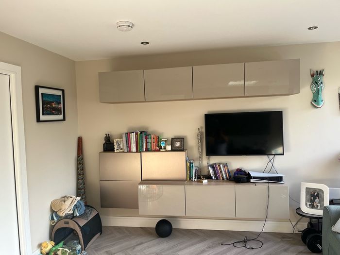 Feature wall / tv / storage units