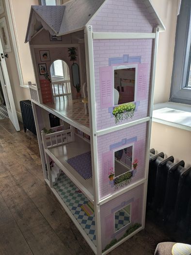 Large Doll house