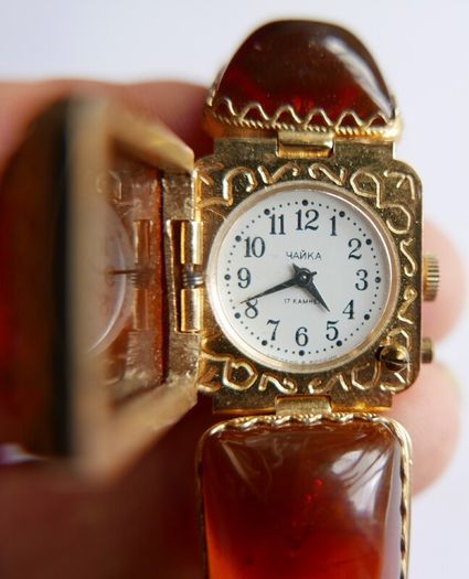 Vintage womens amber cocktail watch. Russian Watch Ladies CHAIKA