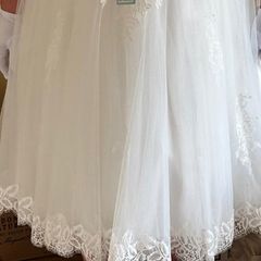 Lace Vintage Tea Length Wedding Dress. Size 18