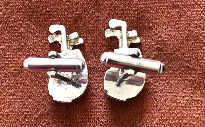 Golf club cuff links