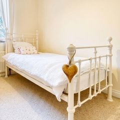 single bed