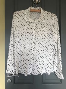 H&M long sleeved girls blouse aged 10-11 years