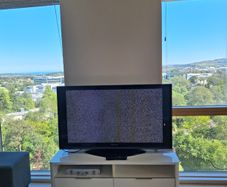 Television set