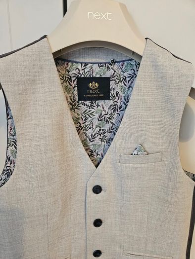 Three - piece suit 8 y