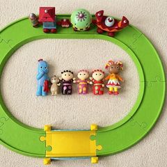In The Night Garden Motorised Musical Ninky Nonk Train with Sounds and 6 Figures