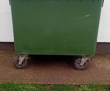 XLL wheelie bin