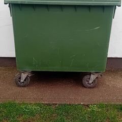 XLL wheelie bin