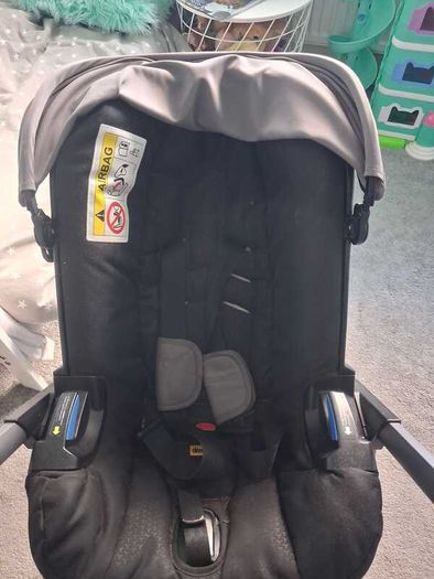 Doona+ Car Seat / Buggy with ISOFIX Base, Newborn Insert & Accessories