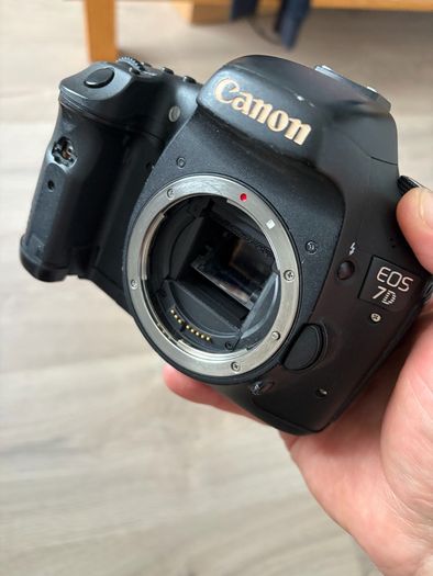 Canon Eos D7