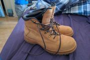 Nike air boots