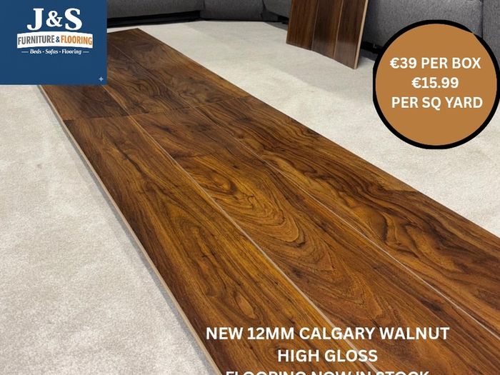 New 12MM High Gloss Flooring