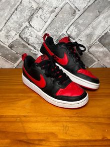Nike Court Borough Boys/Girls Low Top Trainers UK4 EUR36.5 Red/Black