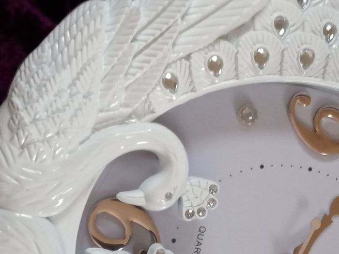 Beautiful Big, Oval Peacock Clock, pwo