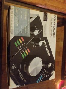 M-Audio Fast Track C400 audio interface