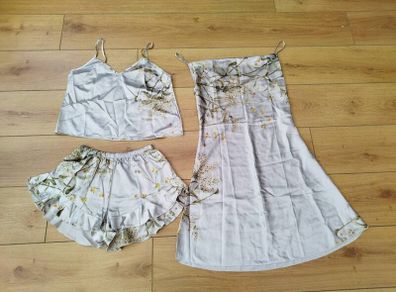Night dress & dressing gown