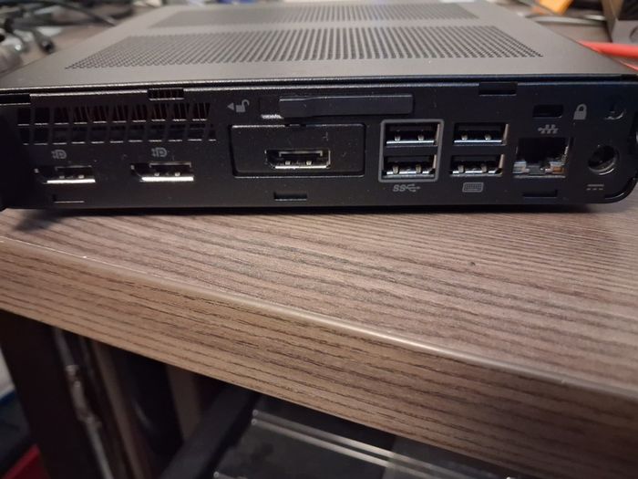 HP Elite Desk 800 G3 Mini PC