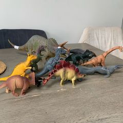 Mixed Dinosaur Toy Bundle 11 Figures (Including Large Triceratops)