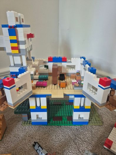 Minecraft Llama Lego set