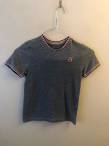 Grey T-shirt (age 5-6)