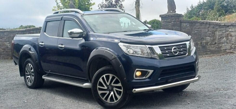 Nissan Navara 2.3 Dci Tekna ......no Vat....