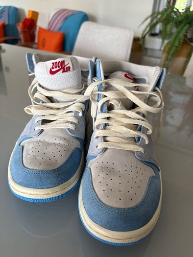 PRICE DROP! BARGAIN! UK Size 7.5 (but closer to an eight) and EUR 42 Air Jordan 1 Zoom CMFT 2 High White Phantom University Blue. As photos demonstrate, these are hardly worn, have no marks and are virtually as new.