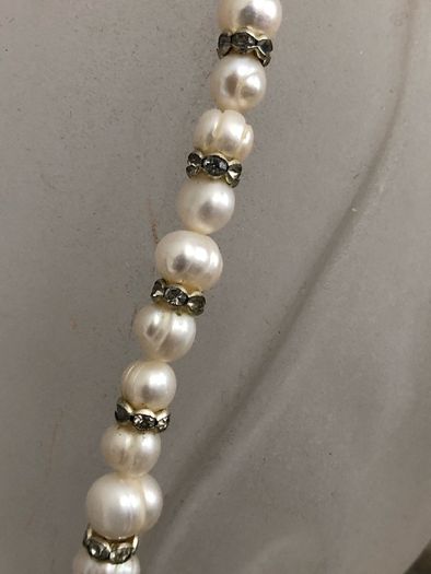 pearl necklace