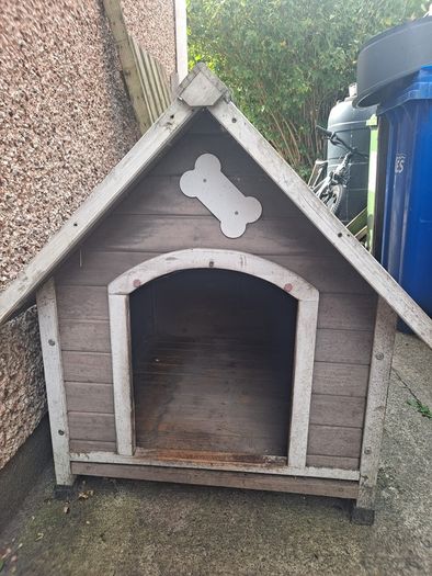 Medium Dog Kennel & bed