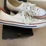 White convers size 5 Image 3