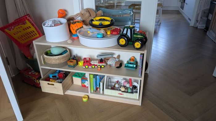 Lovevery Montessori Playshelf
