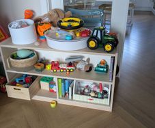 Lovevery Montessori Playshelf