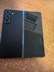 Samsung Galaxy Z Fold 5