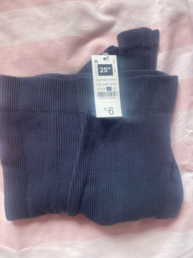 Brand New with Tags, girls 25inch waist leggings, shorts & jogger bundle.