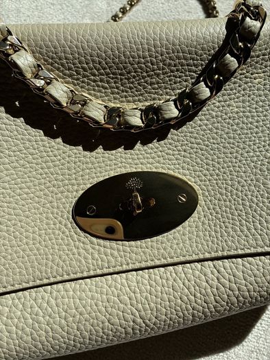 Mulberry Medium Lily with Top Handle
